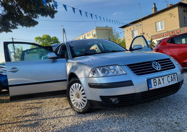 Volkswagen Passat cena 9900 przebieg: 232565, rok produkcji 2003 z Stawiszyn małe 379